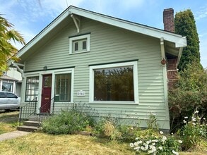 Building Photo - 2306 C St