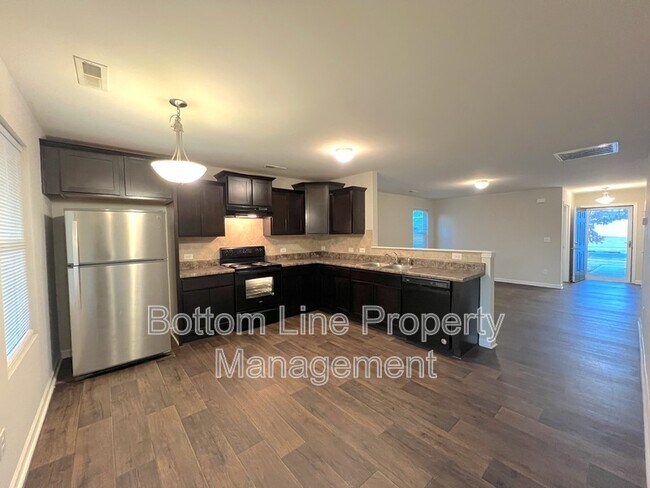 Foto del edificio - 636 Newfound Hollow Dr