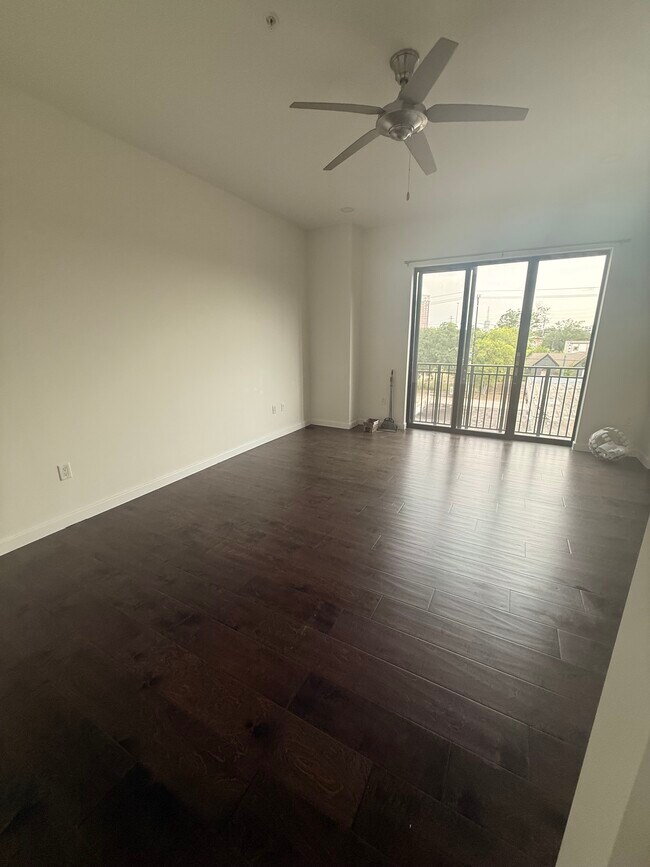 Foto del edificio - 4820 Caroline St