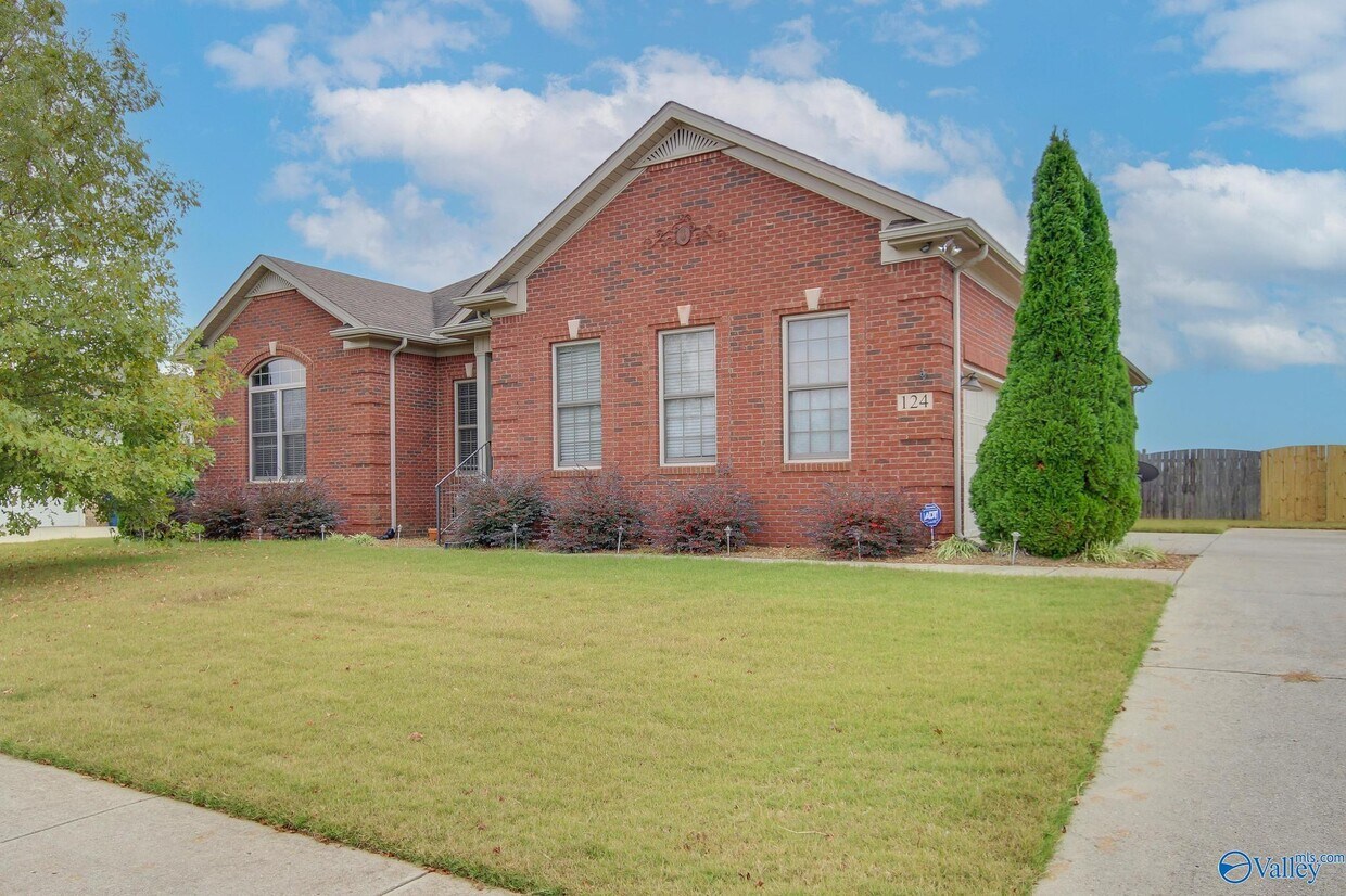 124 Lexi Ln, Meridianville, AL 35759 House Rental in Meridianville