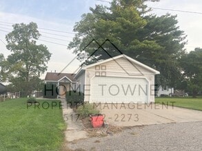 Building Photo - 5935 Twin Oaks Dr