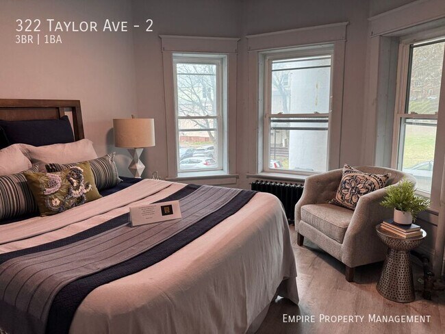 Foto del edificio - 322 Taylor Ave