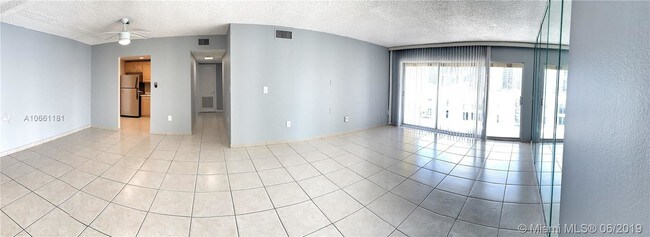 Building Photo - 200-178 178th Dr