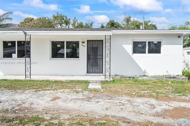 Foto del edificio - 1061 NW 108th Terrace