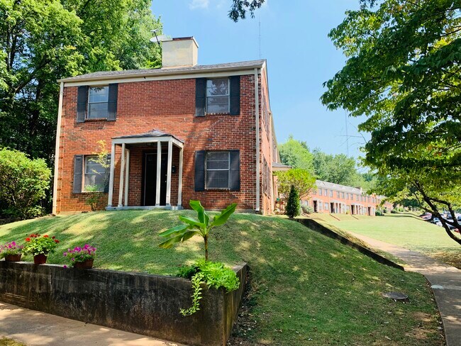 Exterior - 1640 Valley Ave