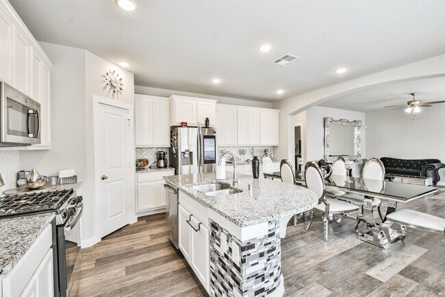 Foto del edificio - 15775 Cairnwell Bend Dr