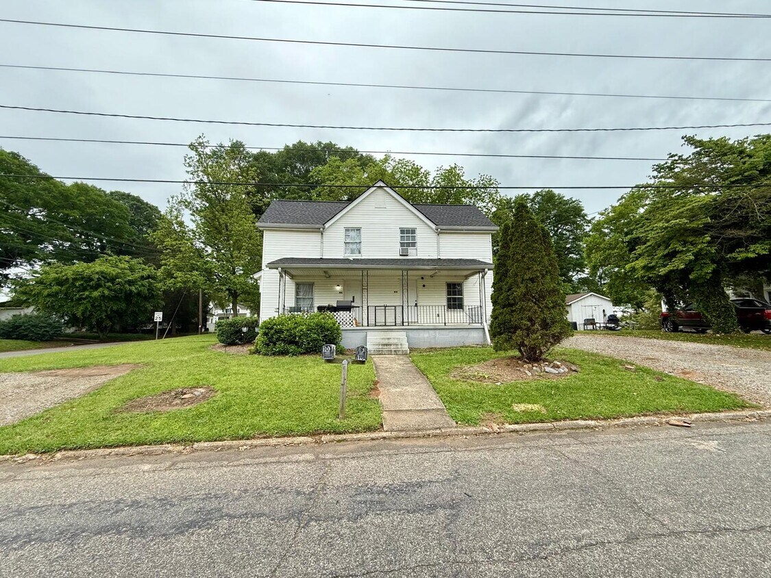 Primary Photo - 10 Spring St