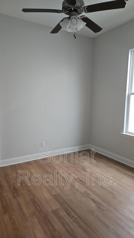 Building Photo - 4120 N Rocheblave St
