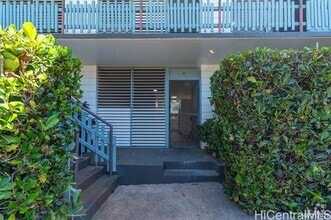 Building Photo - 3810 Leahi Ave