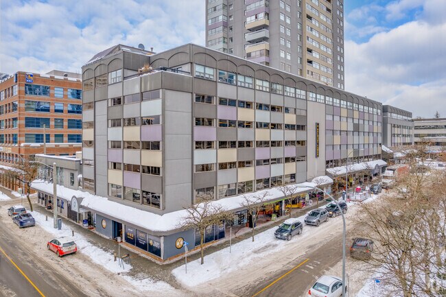 615, rue Belmont - Belmont Tower