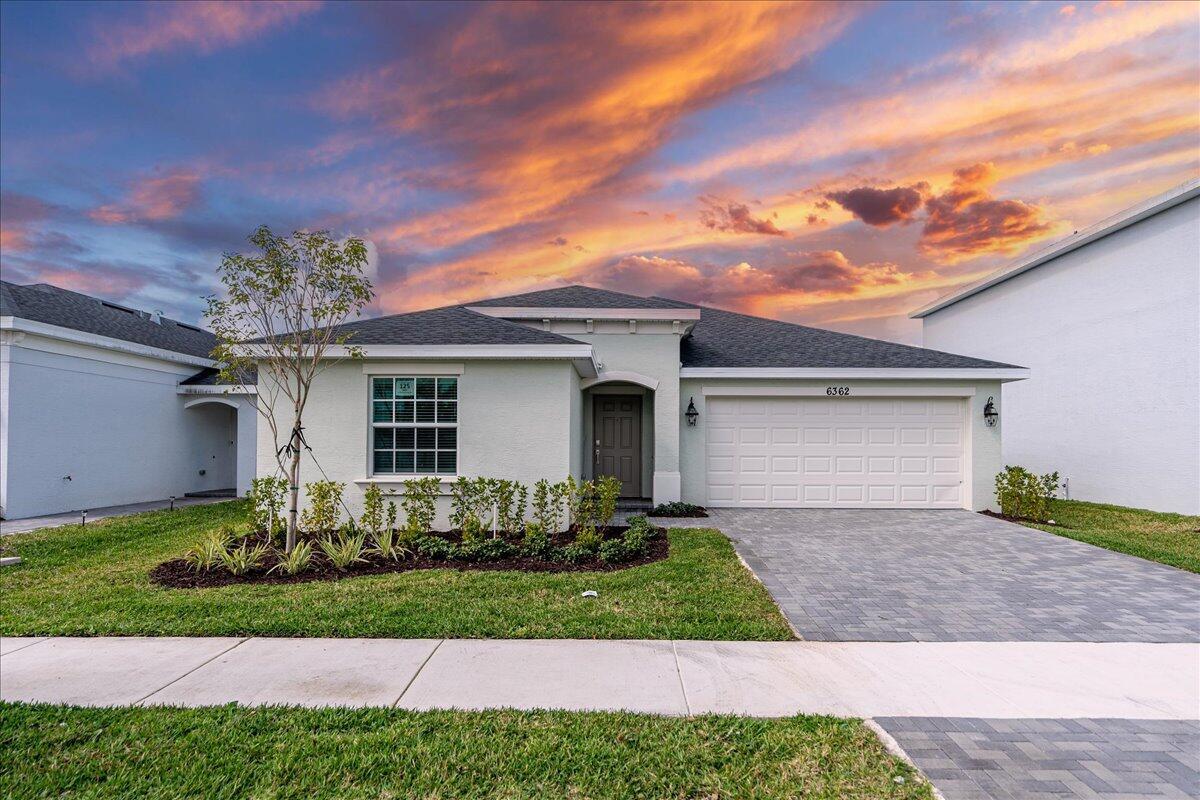 Foto principal - 6362 Windwood Wy