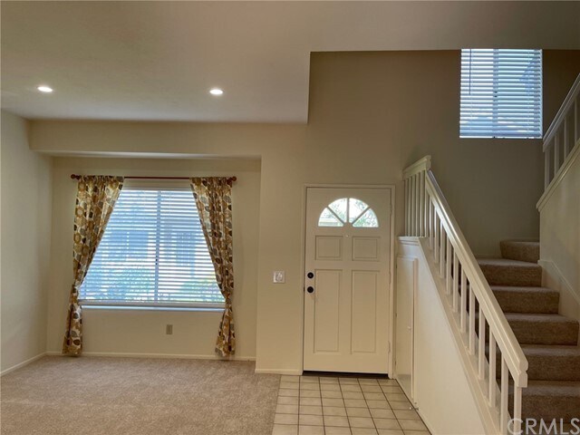 Building Photo - 38 Monroe