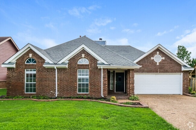 Building Photo - 6643 Collins Way Dr
