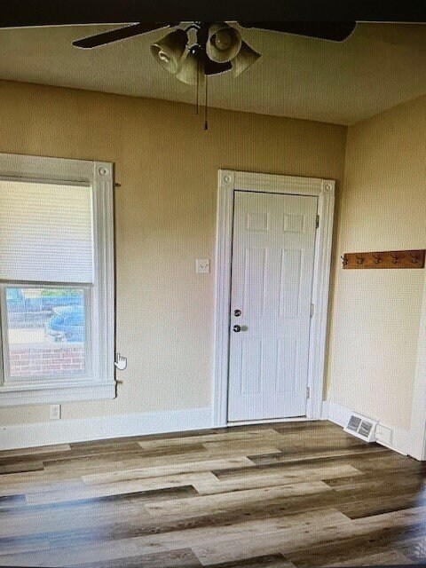 Foto del edificio - 423 S 2nd St