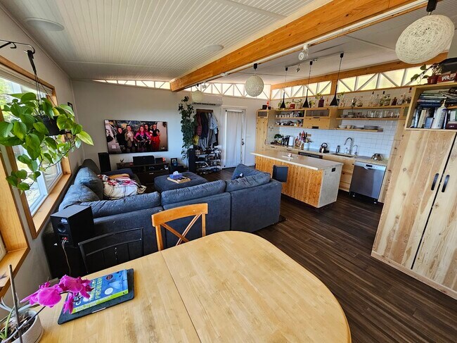 Foto del edificio - 23450 Upper Oak Flat Road