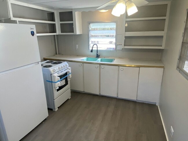 Foto del edificio - 26 Circle Dr