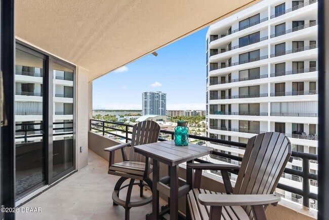 Foto del edificio - 3023 S Atlantic Ave