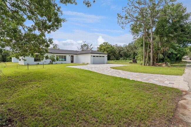 Foto del edificio - 2544 N Arrowhead Rd