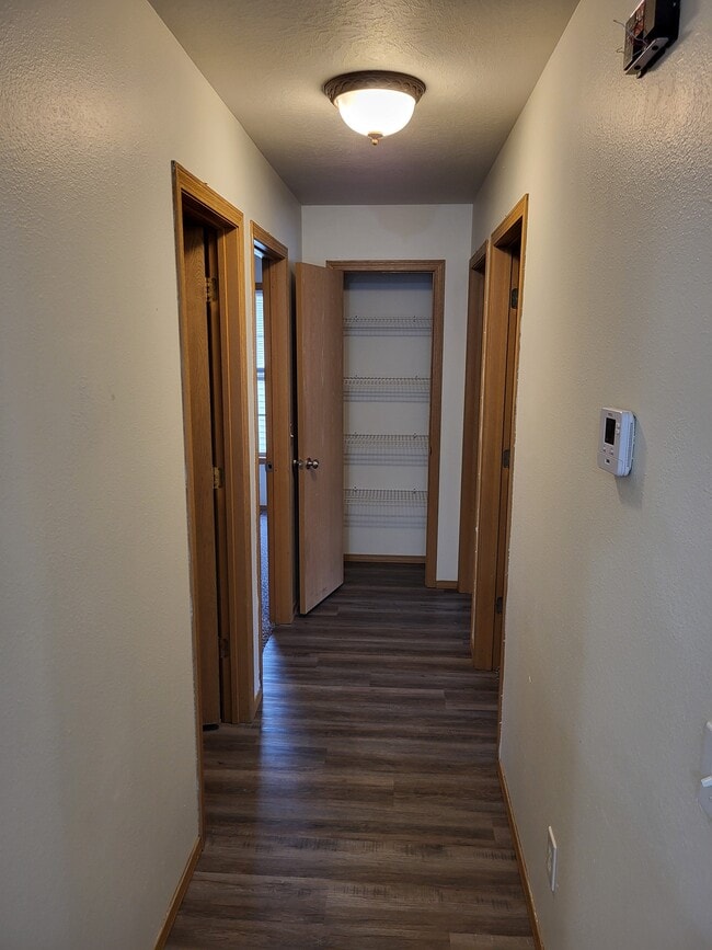 Building Photo - 2138 N Howard Ave