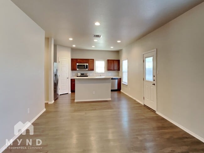 Foto del edificio - 7427 Twin Pine Ct