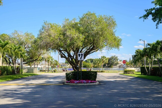 Foto del edificio - 11197 NW 37th St