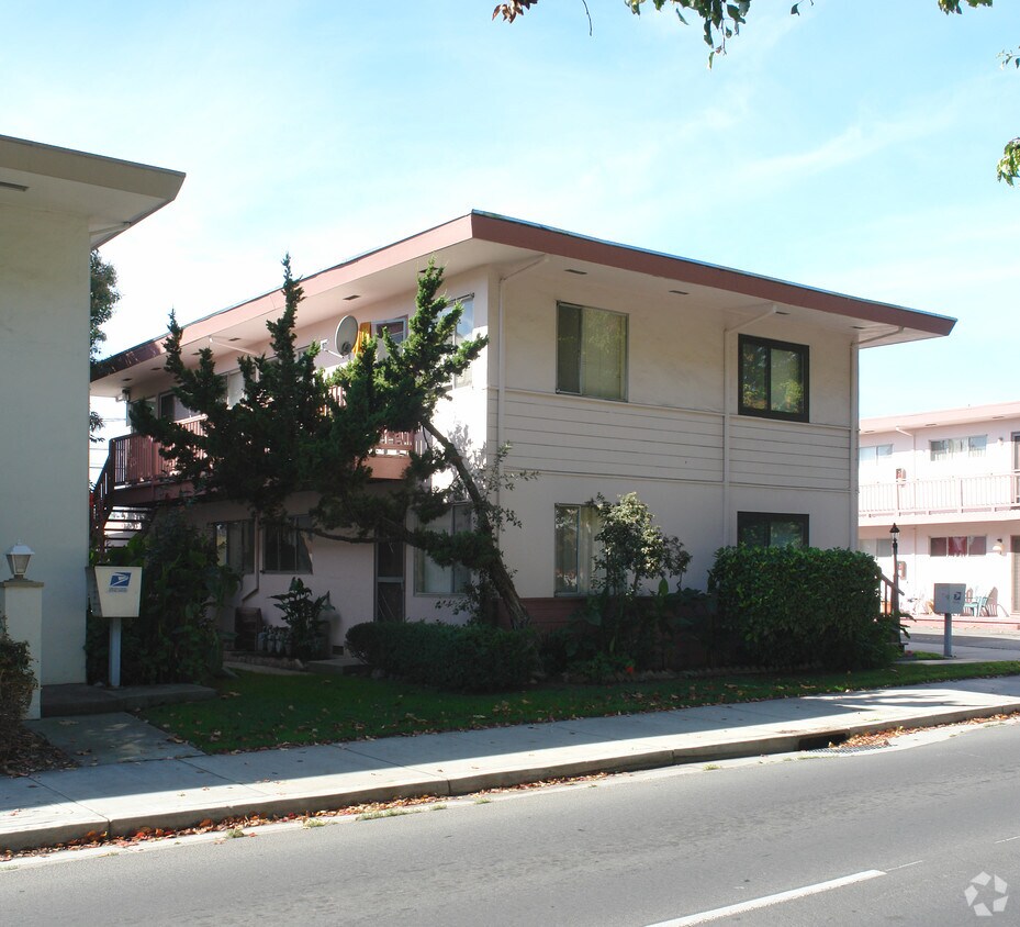 Foto del edificio - 1461 N 1st St