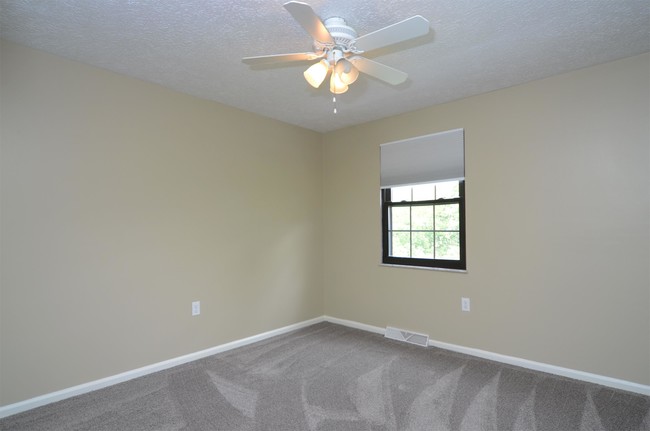 Building Photo - 135 Westfield Dr