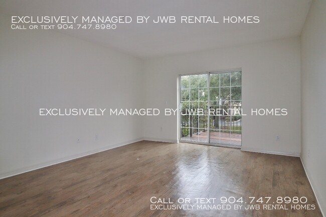 Foto del edificio - 332 E Ashley St