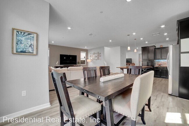 Building Photo - 4 br, 3 bath House - 2551 Grassland way