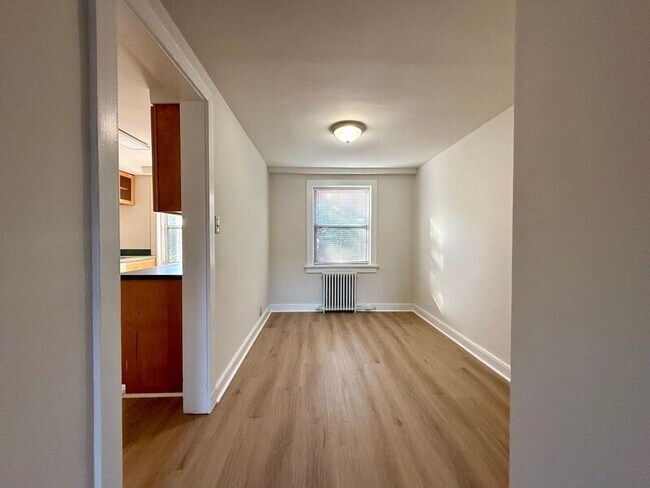 Foto del edificio - 1400 Kenmore Ave