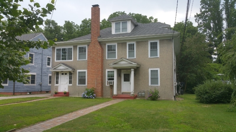 Primary Photo - 32 Lake St