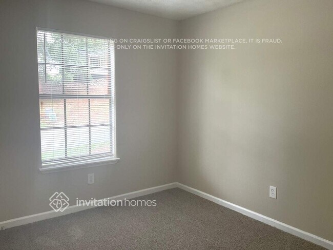 Building Photo - 5469 Liberty Rd