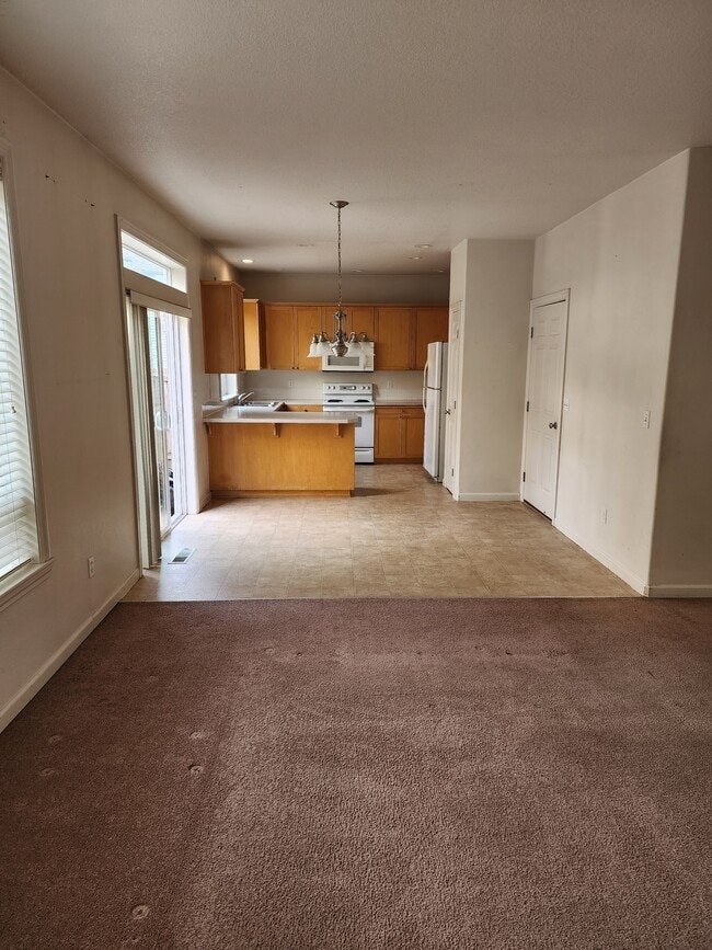 Building Photo - 11780 SW Koski Dr