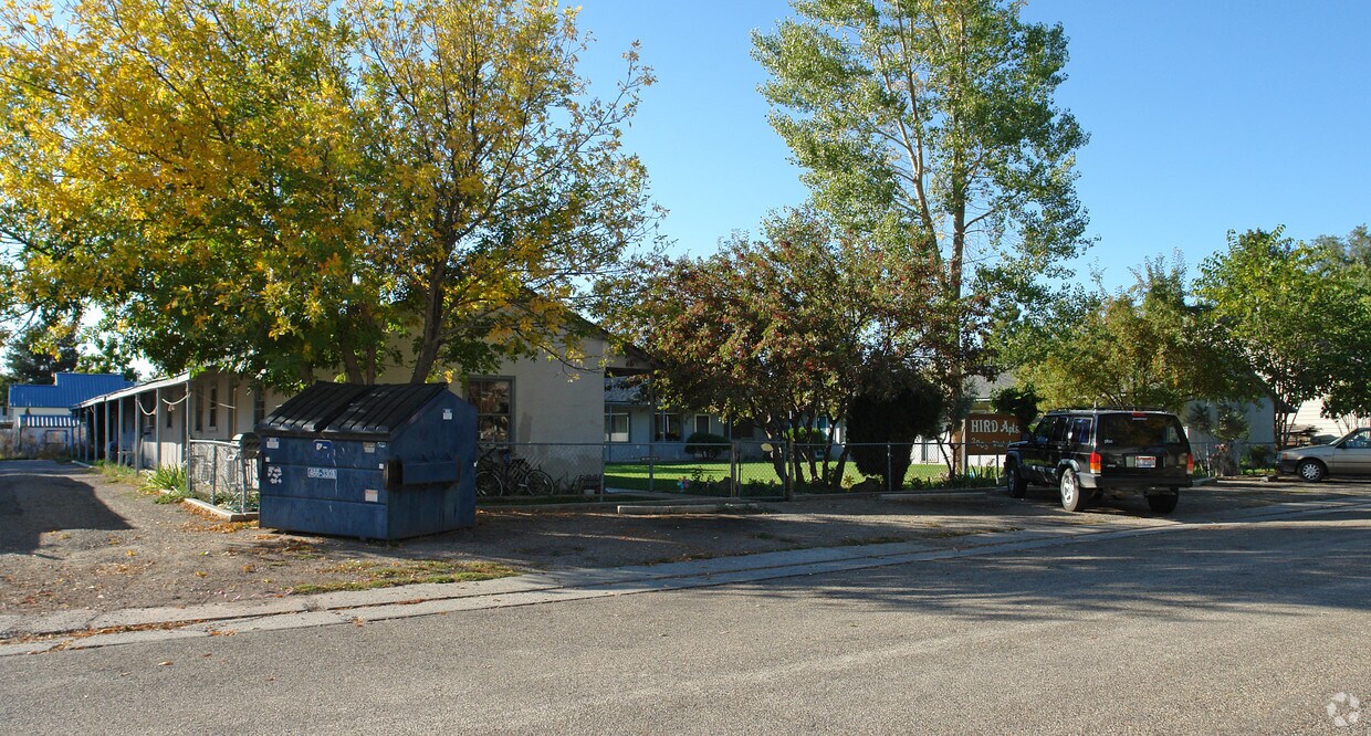 Primary Photo - Hird Avenue Apartments