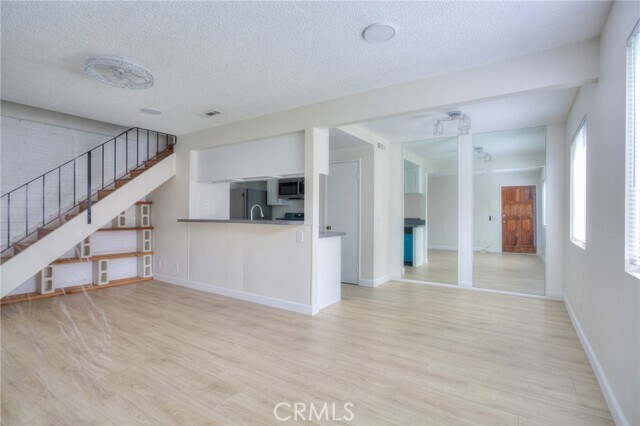 Foto del edificio - 1085 Sierra Madre Ave