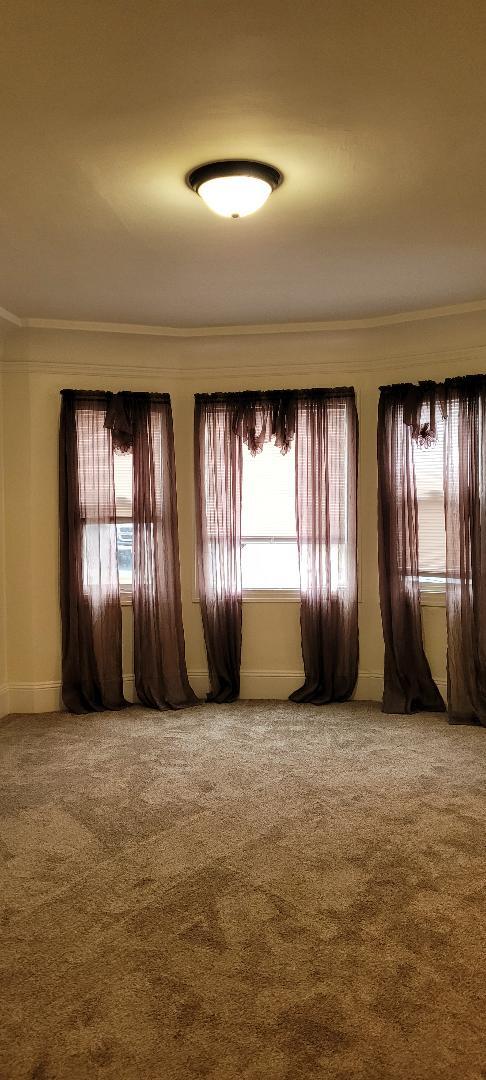 Building Photo - 150 Monterey St