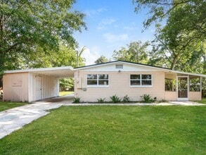 Building Photo - 6813 Tinkerbell Ln