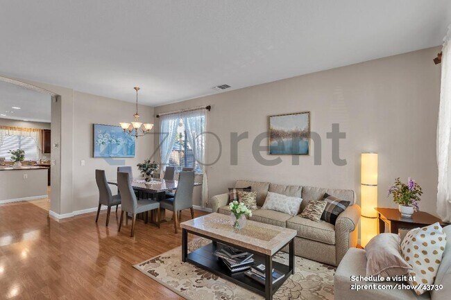 Building Photo - 2983 Rancho Bernado Dr
