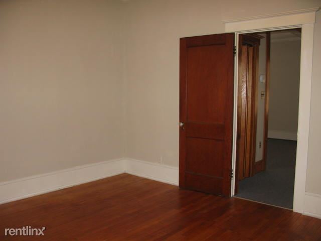 Foto del edificio - 1 br, 1 bath Apartment - 130 Deane St