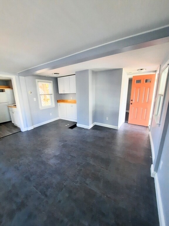 8 Stoney Beach Rd Unit 1, Hull, MA 02045 Room for Rent in Hull, MA