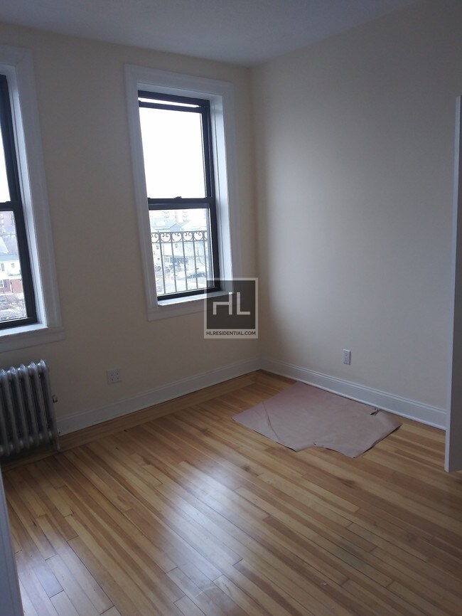 Foto del edificio - ROCKAWAY BEACH BLVD