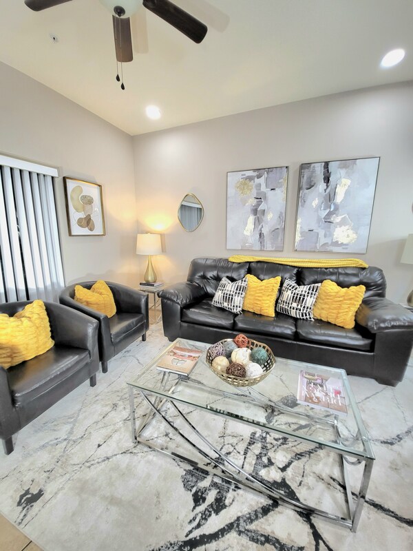 Foto del edificio - 2720 Oakwater Dr