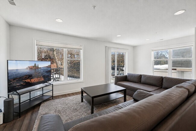 Foto del edificio - 3512 Dupont Ave S