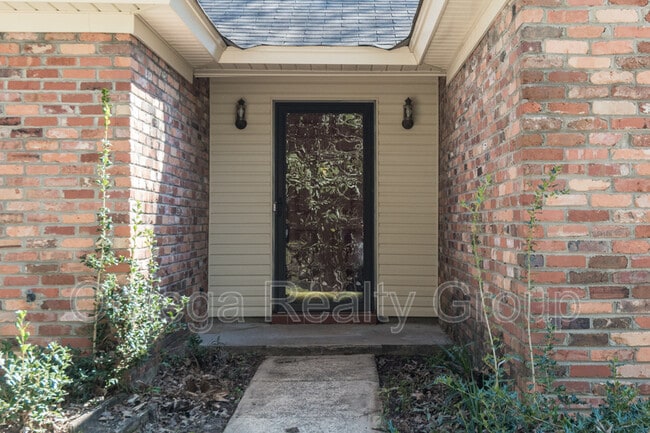 Building Photo - 3120 Willow Ln Dr