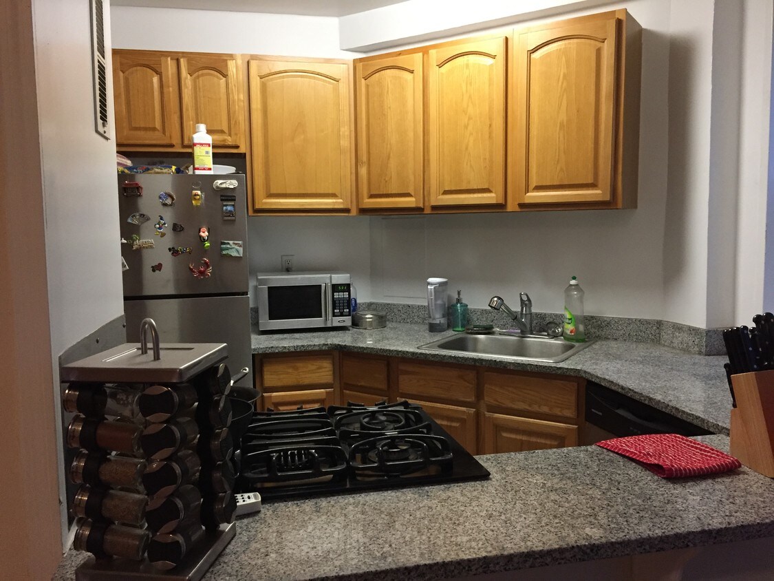 Foto principal - 2235 5th Ave