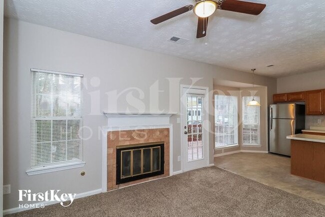 Building Photo - 3010 Scepter Dr