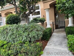 Building Photo - 7105 Calabria Ct