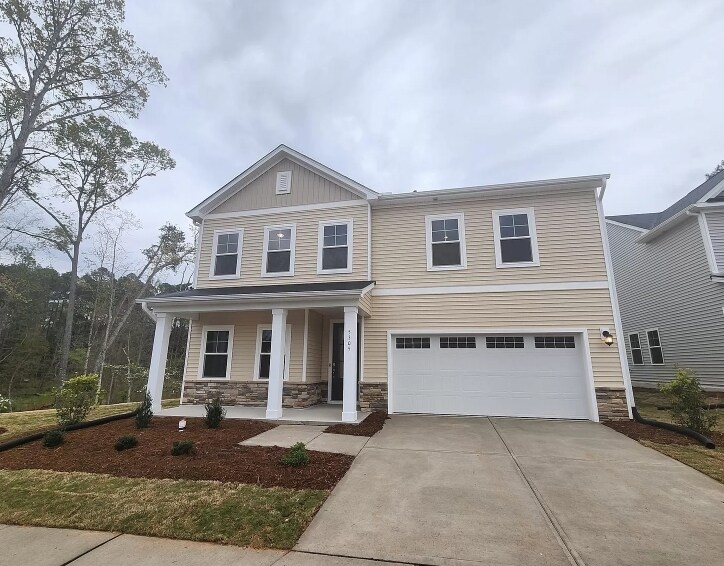 Foto del edificio - 5305 Woodlawn Dr