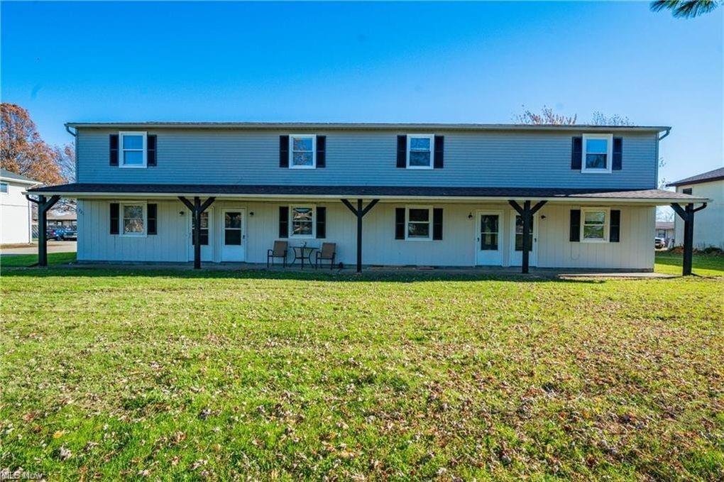 Primary Photo - 221 Brunswick Dr