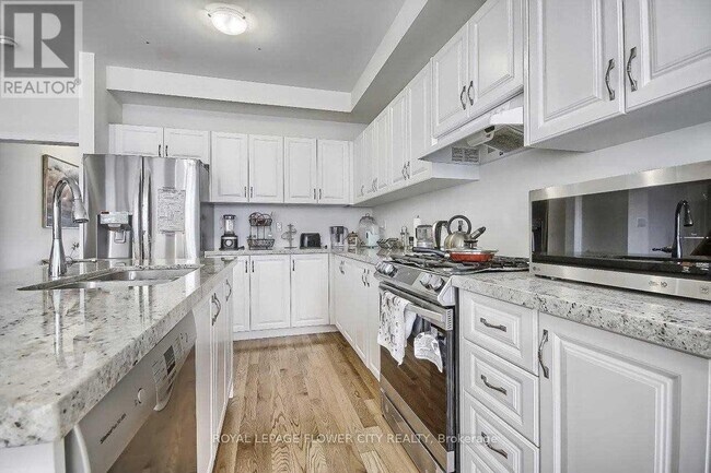 Photo du bâtiment - 3362 Post Rd